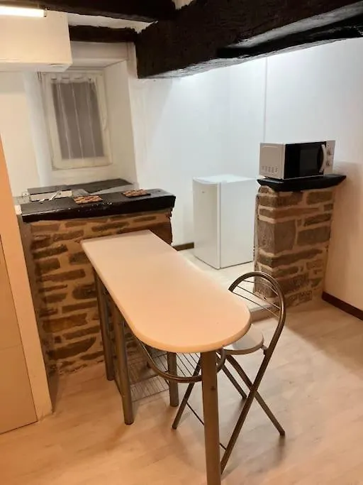 Newly Renovated Studio Villa Redon Holiday home