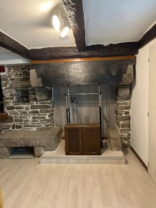 Newly Renovated Studio Villa Redon